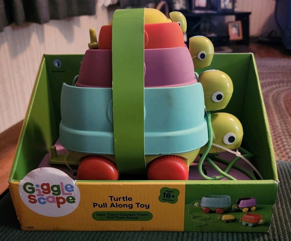 Gigglescape Turtle Pull-Along Toy – Classic Toddler Learning Toy (Open Box)