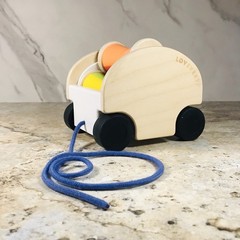 LOVEVERY WOOD PULL CAR ADVENTURER PUZZLE PLAY KIT