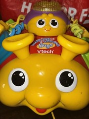 VTG Vtech Crazy Legs Learning Bug Musical Talking Shapes Colors Toddler Pull Toy