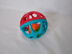 Infantino Baby Developmental Toy Ball Shaker Rattle Sensory Teether Activity Toy