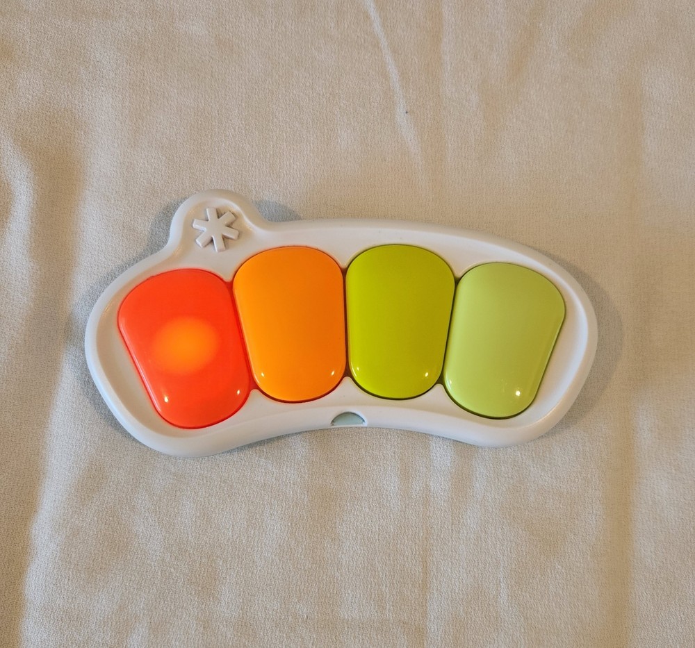 Skip Hop Center Silver Lining Center Replacement Part Piano Toy Music & Lights