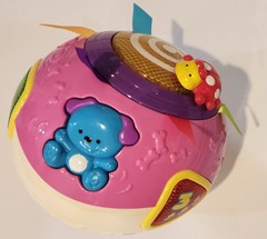 V-Tech-Move & Crawl Ball-Talks-Lights-Music-Colors-Shapes-Rolls w/Ribbon Grabs