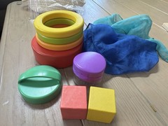 Lovevery The Explorer Play Kit 9-10 Months Partial Montessori Toy Set Toddler