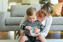 Baby Einstein 7-Melodies Take Along Tunes +3-Months Baby Musical Toy