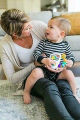 Baby Einstein 7-Melodies Take Along Tunes +3-Months Baby Musical Toy