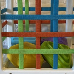 Fat Brain Toys Inny Bin Baby Sensory Develop Learn Shape Sorter Montessori Used
