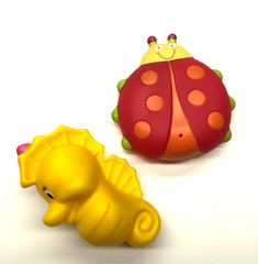 Lot Of 2 Bath Toys Seahorse Lady Bug Multicolor Unisex Babies Kids Mattel