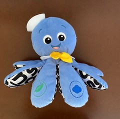 Baby Einstein blue octopus~sensory~learn colors in Spanish & English & French~9″