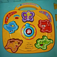 Vtech Baby First, Spin & Learn Animal Puzzle Toy lights and sounds