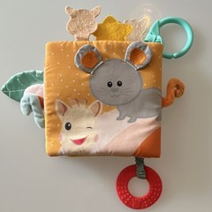 Sophie la girafe Jungle Soft Activity Baby Book Developmental Toy 0-6M