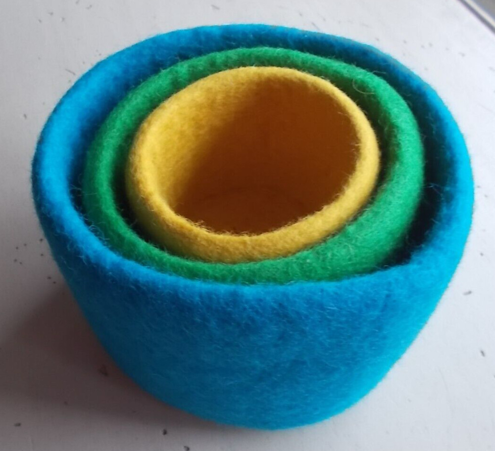 Set 3 Lovevery Stacking Nesting Felt Baskets 6″ Blue 4.5″ Green 3.5″ Yellow