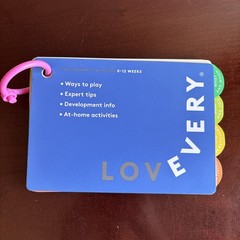 Lovevery The Looker Play Guide Montessori Activity Book For 0-12 Weeks