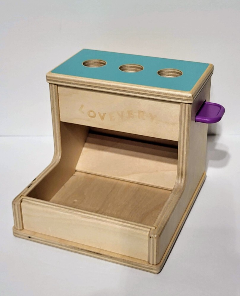 LOVEVERY Wooden Peg Drop Box – NO PEGS – The Thinker Play Kit – 11 – 12 Months