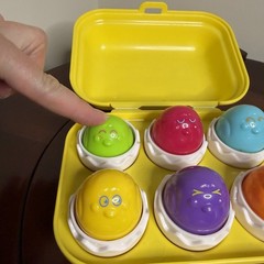 TOMY Egg Shape Sorting Hide N Squeak Toddler Toy 1993 Baby Toddler Interactive
