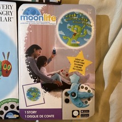 Moonlite Story Projector Set Eric Carle Discs Fairy Tales Unisex with 6 stories