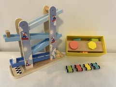 Wonder Garden Box Empathetic Wood Developmental Education Baby Toy Months 16-18