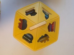 Vintage Chicco Peek-A-Babe Peekaboo Gazoobo Zoo House Shape Sorter Toy