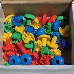 Lakeshore Learning My First Pegboard Set DD645 Complete Preowned Toddler Toy
