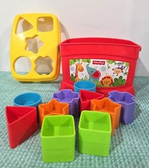 Fisher Price Shape Sorter & Cupcake Shape Set Toddler Learning & Shape Sorting