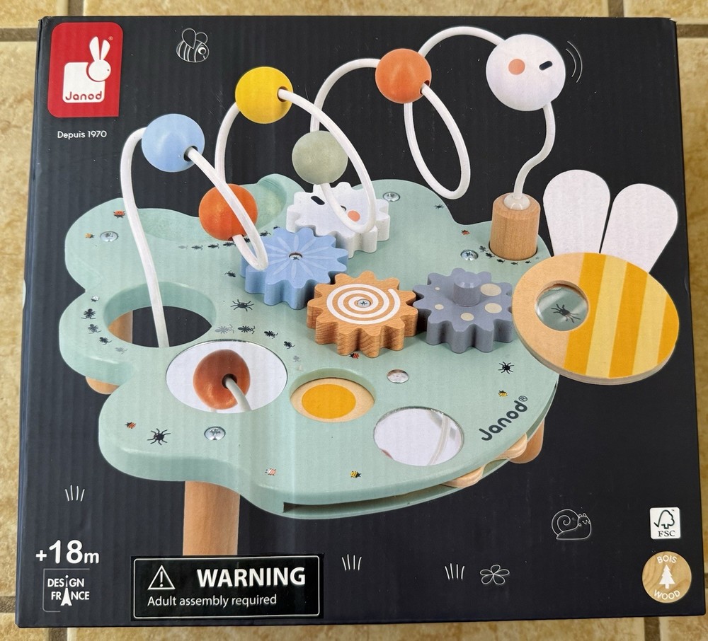 BRAND NEW Janod Wooden Activity Leaf Caterpillar Toy +18 months – FREE SHIPPING!