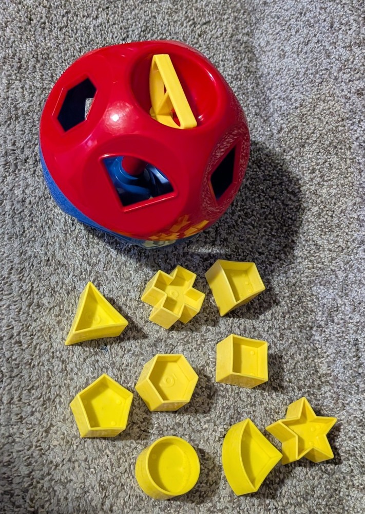 Tupperware Tuppertoy Shape Sorter Shap O Ball Red/Blue Toy Shapes Numbers