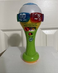 LeapFrog Learn & Groove Shaking Learn Colors Maraca English Or Spanish Bilingual