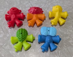 Infantino Snap & Pop Pals – 5 Linkable Animal Figures (6+ Months)