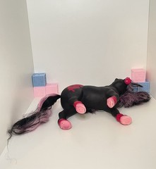 Breyer Horses Color Changing Bath Toy | Jasmine the Horse | Black / Pink…