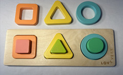 Lovevery Geo Shapes Wooden 3D Toddler Puzzle The Realist Play Kit Montessori Toy