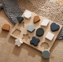 Silicone Stacking Toys: Puzzle Board Shape Sorter Sensory Set for Babies.