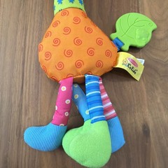 Melissa & Doug Ks Kids Funky Giraffe Stroller Toy Crinkle Teether Textures EUC ✨