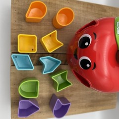 Leap Frog Spin & Change Apple Shape Sorter Educational STEM Learning Toy EUC