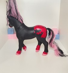 Breyer Horses Color Changing Bath Toy | Jasmine the Horse | Black / Pink…