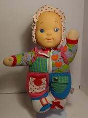 Zip-ity Do Dolly Plush Doll Goldberger Button Snap Tie